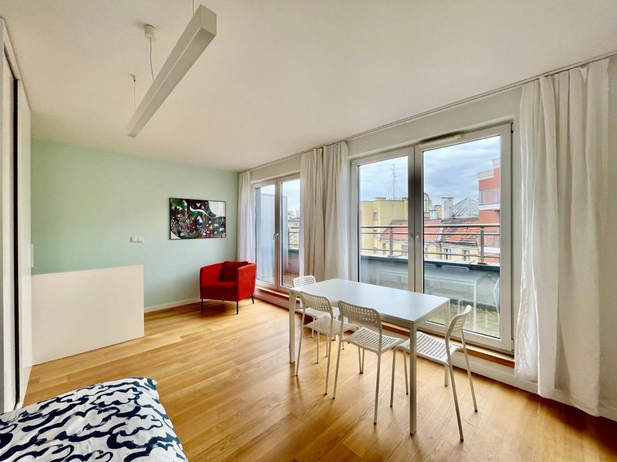 Elegant Apart-800M Main Square-Parking And Lift Вроцлав Экстерьер фото