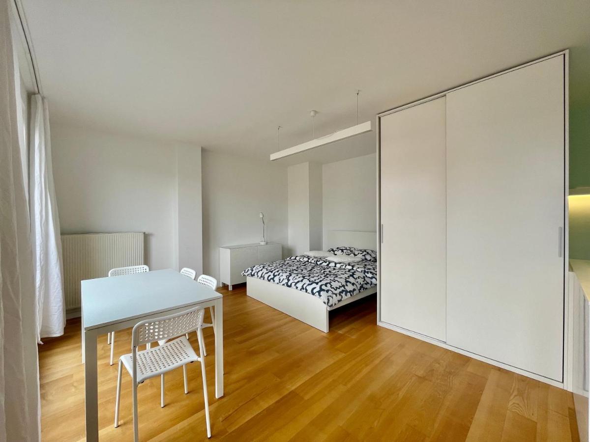 Elegant Apart-800M Main Square-Parking And Lift Вроцлав Экстерьер фото